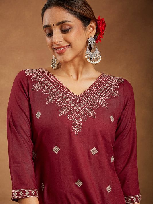 Janasya Women's Maroon Rayon Embroidered Straight Kurta