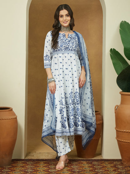 Janasya Women's White Cotton Blend Floral Printed Anarkali Kurta Set