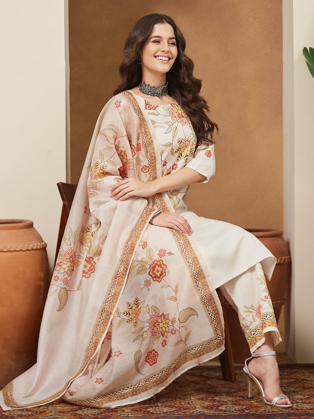 Janasya Women's Cream Cotton Blend Floral Printed Straight Kurta Set