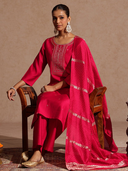 Janasya Women's Pink Silk Blend Embroidered Straight Kurta Set