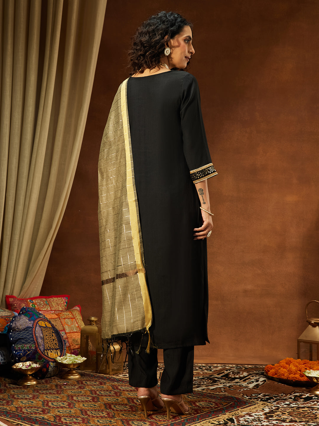 Janasya Women's Black Silk Blend Embellished Straight Kurta Set